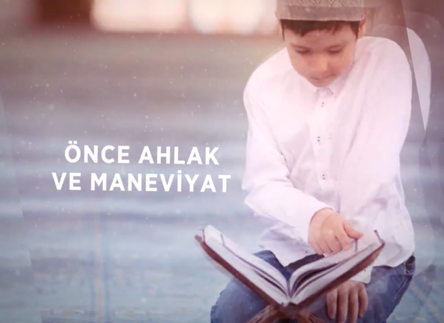 Önce Ahlak ve Maneviyat